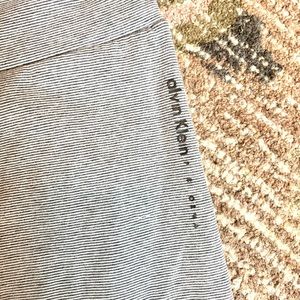 CALVIN KLEIN Striped Gray Capri Leggings
